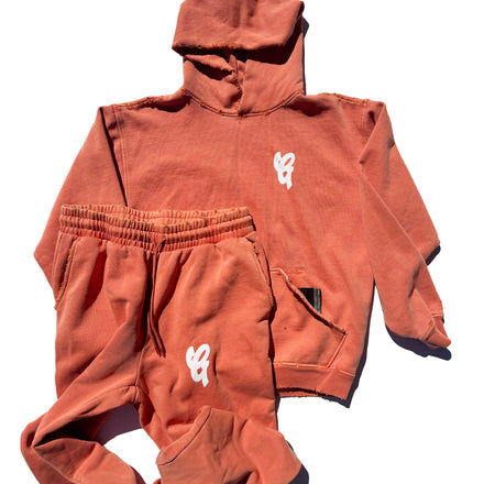 111 THE G LOGO SWEATSUIT
