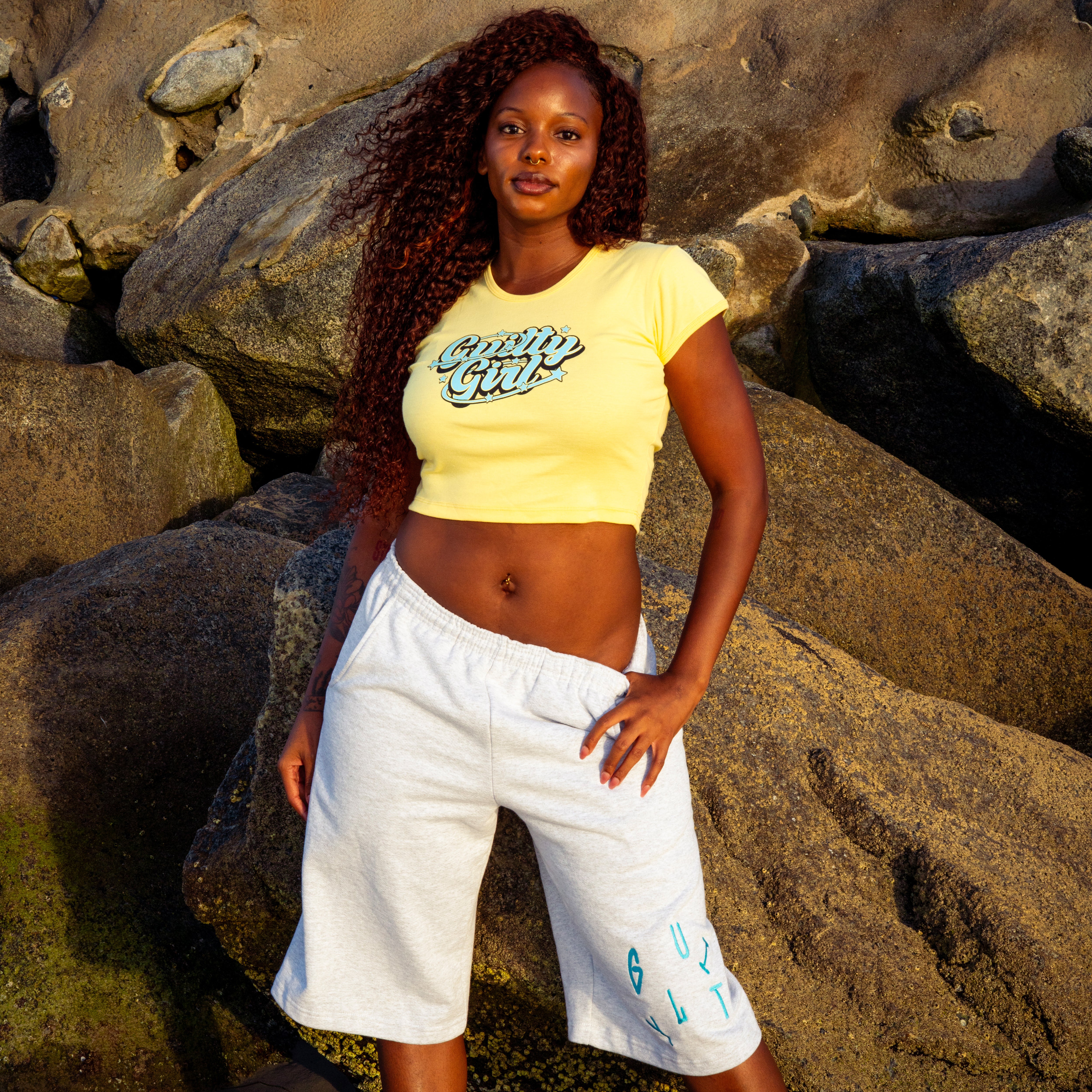 00 GUILTY GIRL SUNNY BLUES TEE